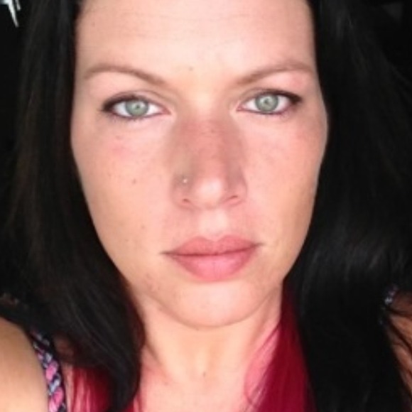 Profile Picture of Ginger Yaudas (@gingery) on Poshmark
