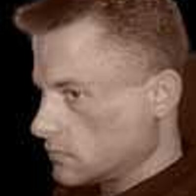 Profile Picture of Robert Hallman (@RateURTrick) on Twitter