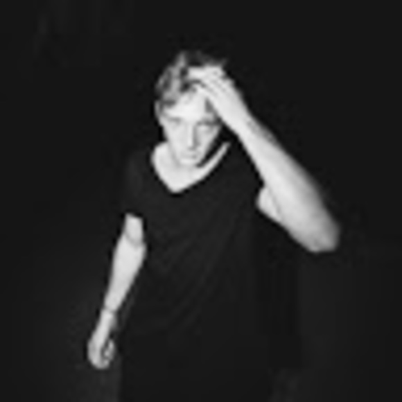 Profile Picture of Andy Mccune (@andymccune) on Poshmark