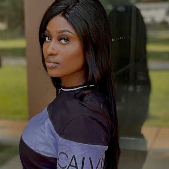 Profile Picture of Astrida Tchikala (@astridatchikala) on Poshmark