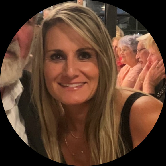 Profile Picture of Jodie Roeding (@rjroeding) on Poshmark