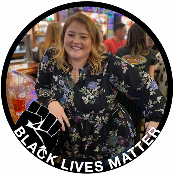 Profile Picture of Aubrey Kessner (@kessner5) on Poshmark