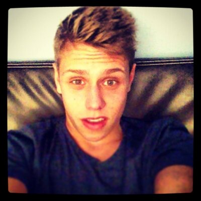 Profile Picture of Christopher Groom (@Chris_Deadline) on Twitter