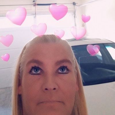 Profile Picture of Joyce Munchgesang (@JMunchgesang) on Twitter