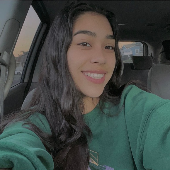 Kaila Ryan - Poshmark Profile Picture of Kaila Ryan (@kailaryanx) on Poshmark