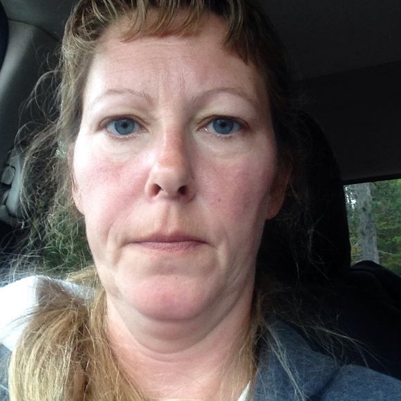 Profile Picture of Heather Weimer (@weimer18) on Poshmark