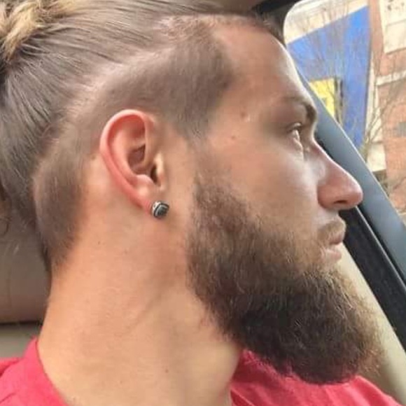 Profile Picture of Kyle Winston (@kwinston1088) on Poshmark