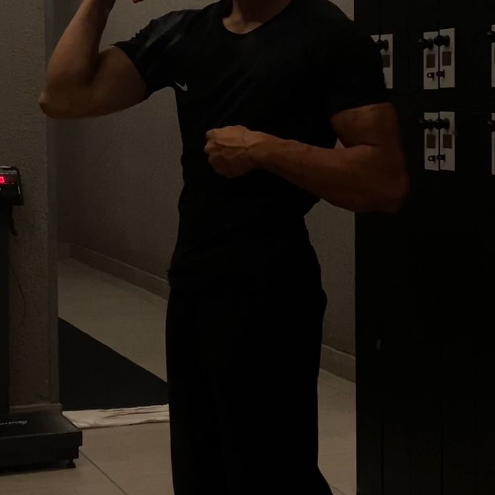 brandonvalde - Tiktok Profile Picture of brandonvalde (@bran.v) on Tiktok