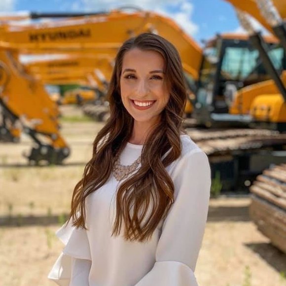 Profile Picture of Hannah Jenkins (@hannahjenkins55) on Poshmark