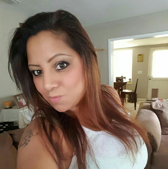 Profile Picture of Patricia Herrera (@ksblossom) on Poshmark