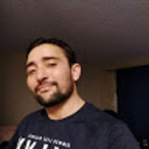 Profile Picture of Bakhshish Bakhshish (@bakhshishb) on Poshmark