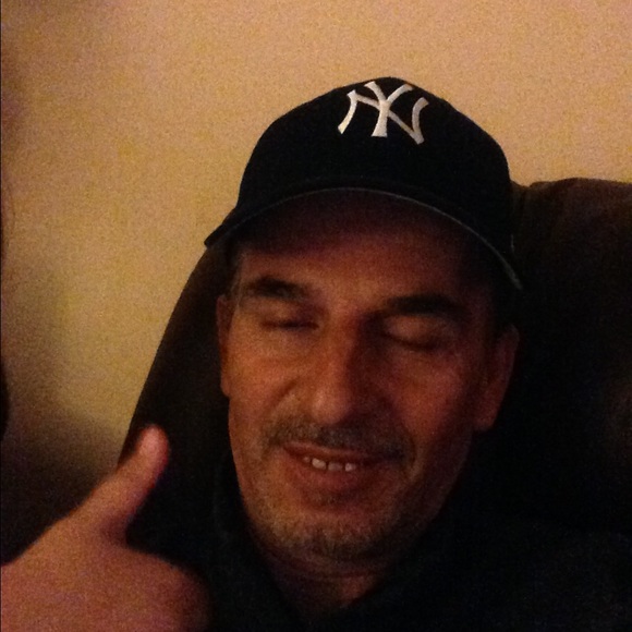 Profile Picture of Agim Gashi (@agiminy) on Poshmark