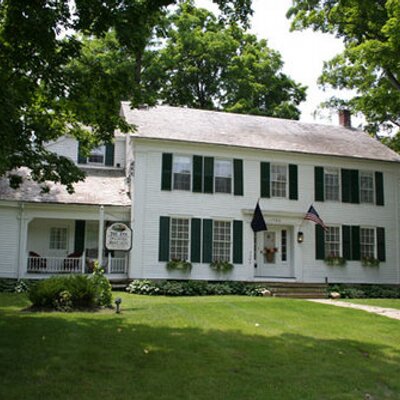 Profile Picture of Clint/Julia Dickens (@Fritsch_Julia_7) on Twitter