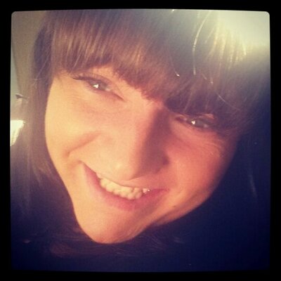 Profile Picture of Zoe Calder (@zoe_calder) on Twitter