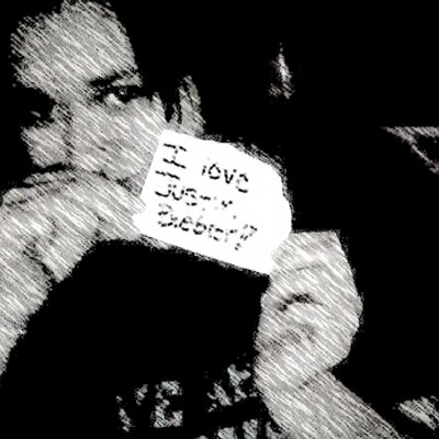 Profile Photo of Haley Loves JB. (: (@SMILEforuJustin) on Twitter