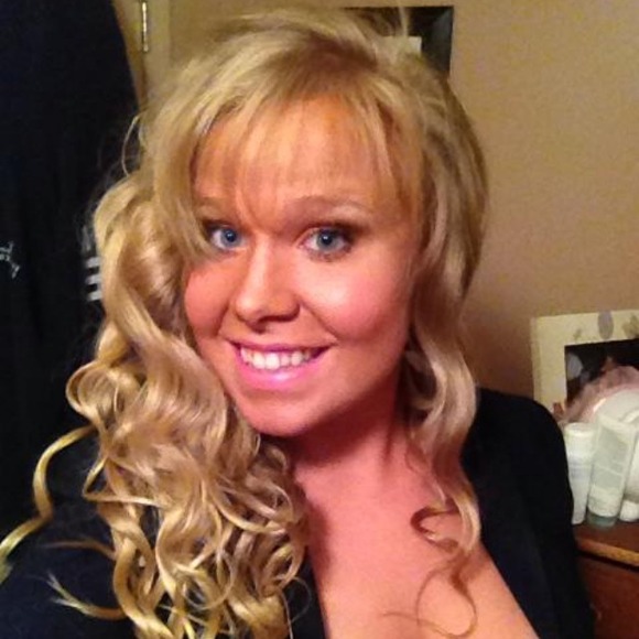 Profile Picture of Kailey Ellis (@kailz516) on Poshmark