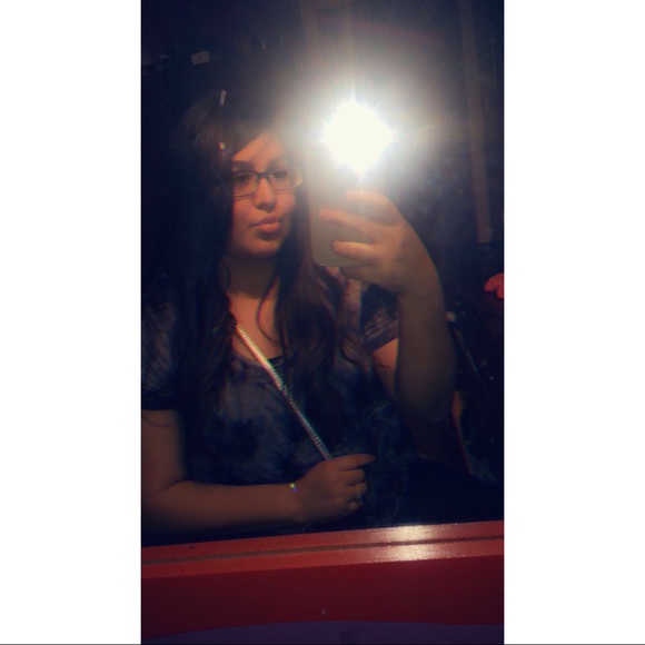 Profile Picture of Tiffany Bernal (@tiffahnay_1) on Poshmark