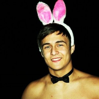 Profile Picture of sheldon crabtree (@sheldoncrabtree) on Twitter