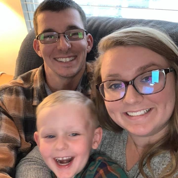 Profile Picture of Mike Henley (@michaelh13) on Poshmark