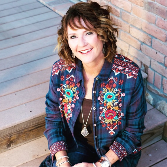 Profile Picture of Kimberly Mcgehee (@sheshekimberly) on Poshmark