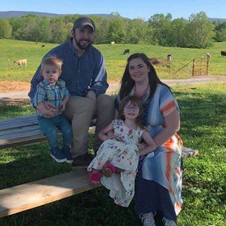 Profile Picture of Jeralyn AndAndrew Taylor (@mario.anne) on Facebook