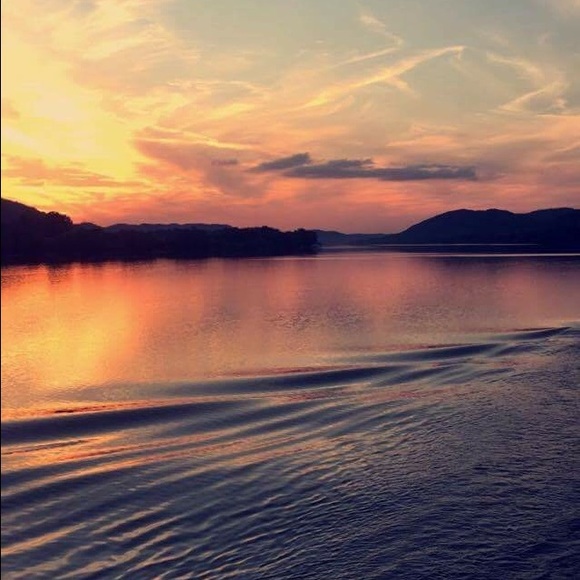 Profile Picture of Lisa Byrd (@keb2006) on Poshmark