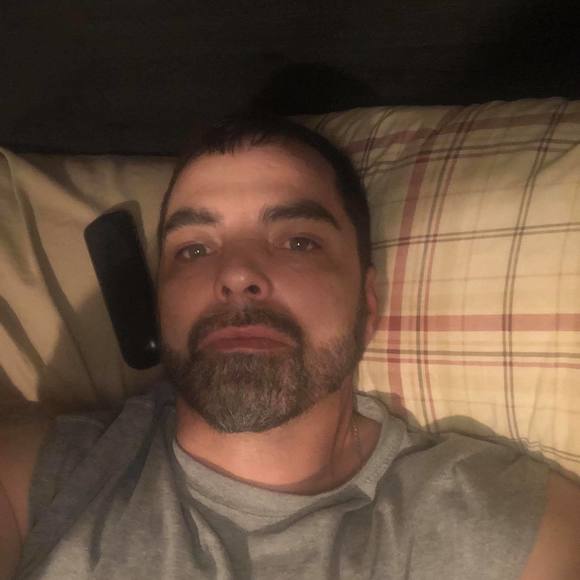 Profile Picture of David Tate (@davidtate27) on Poshmark