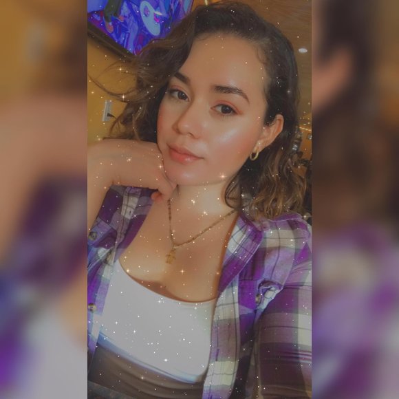 Profile Picture of Eliza Ramirez (@elizaramirez876) on Poshmark