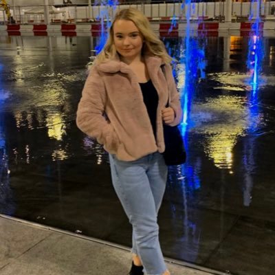 Profile Picture of Lily Powell (@lilypowell19) on Twitter