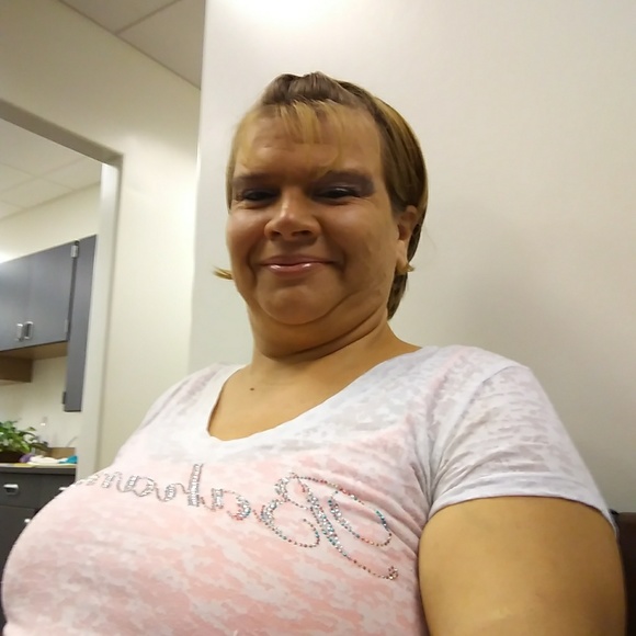 Profile Picture of Kim Cullipher (@kcullipher) on Poshmark