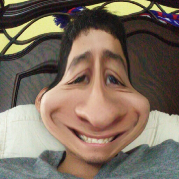 Profile Picture of Kevin Dominguez (@kedoming) on Poshmark