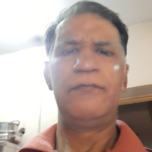 Profile Picture of Deepak Malhotra (@d2veh5) on Poshmark