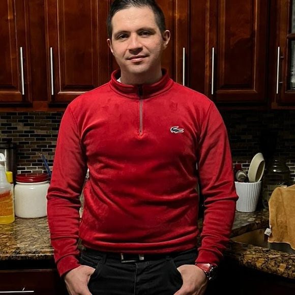 Profile Picture of Sebastian Gonzalez jimenez (@acuariocasador) on Poshmark