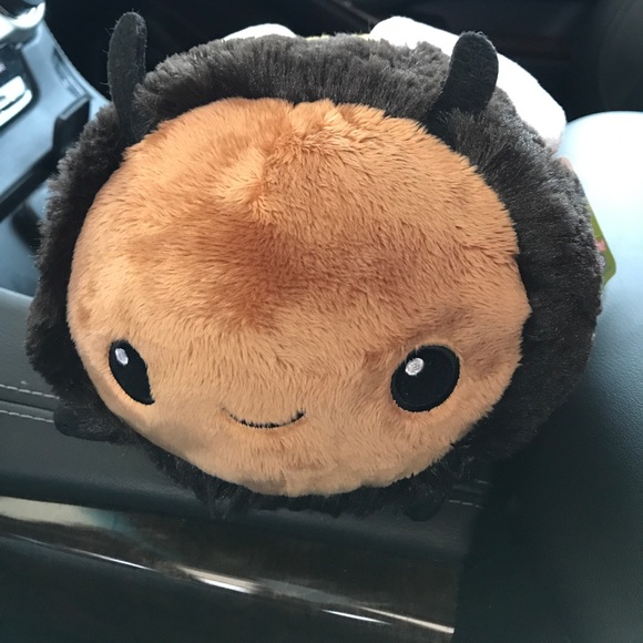 Profile Picture of Mrilyn Taul (@mtaul) on Poshmark