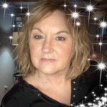 Profile Picture of Helen Powell (@helen.powell.12139) on Instagram