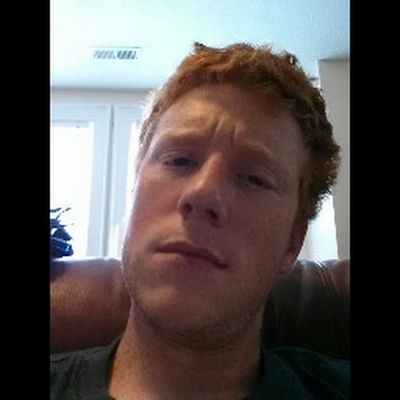 Profile Picture of Nathan Miles (@nathanamiles) on Poshmark
