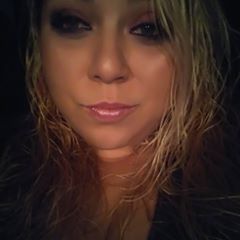Profile Picture of Stephanie Shupert (@stephanieshupert) on Tiktok