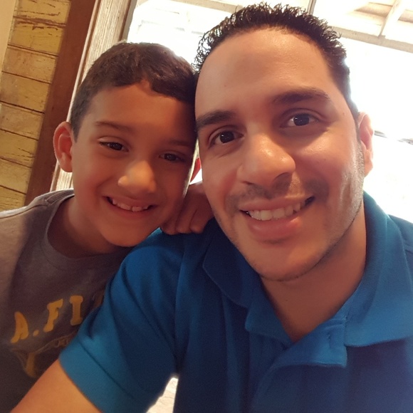 Profile Picture of Felix Repetto (@felixrepetto) on Poshmark