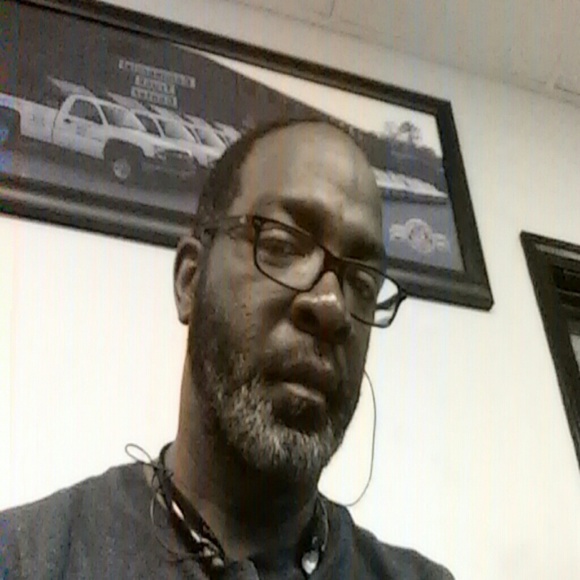 Profile Picture of Alvester Adams (@2322) on Poshmark