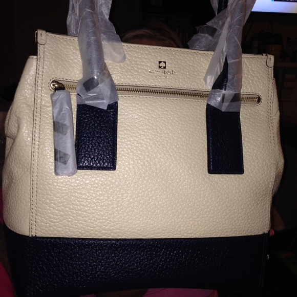 Profile Picture of Gigi Phillips (@gphillips31272) on Poshmark