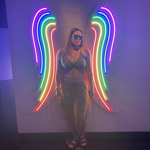 Profile Picture of Chloe Biester (@chloebiester) on Poshmark