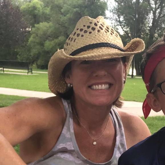 Profile Picture of Lizzie Pranzo (@skilizard) on Poshmark