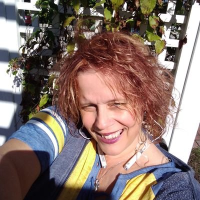 Profile Photo of Lynda J. Drouin (@lynda_drouin) on Twitter