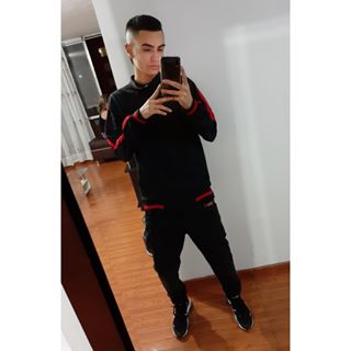 Profile Picture of Camilo Pineda (@juan.c.pineda.16) on Facebook