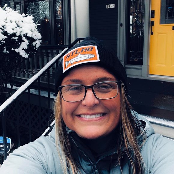 Profile Picture of Angie Karabaich (@akarabai) on Poshmark