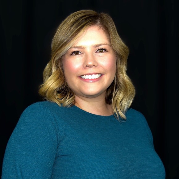 Profile Picture of Jessica Meeder (@jmeeder88) on Poshmark