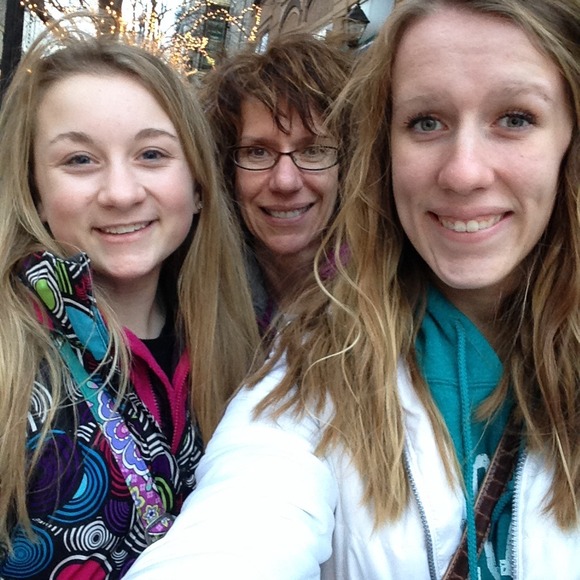 Lindsay Uselding - Poshmark Profile Picture of Lindsay Uselding (@lindsayu2) on Poshmark