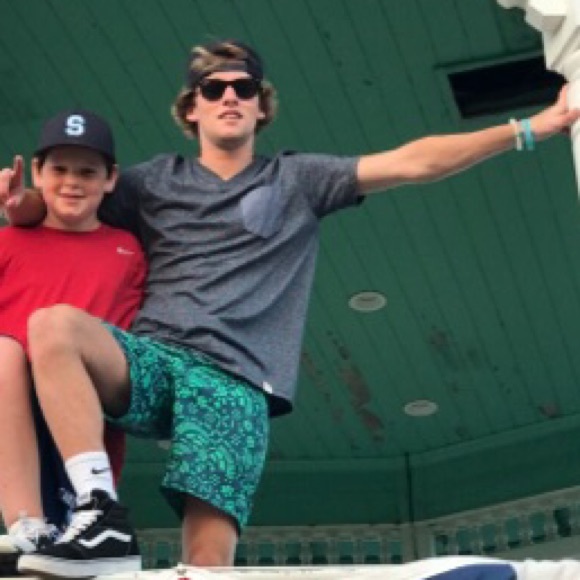 Profile Picture of Patrick Connolly (@patrickkconn) on Poshmark