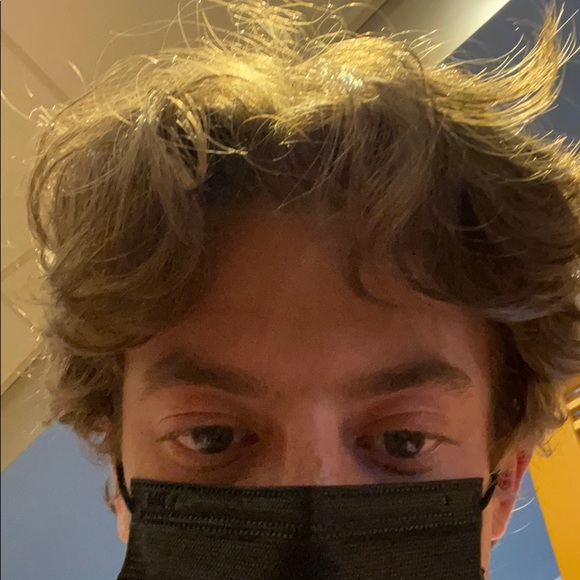 Profile Picture of Jonah Hochberg (@jooch03) on Poshmark