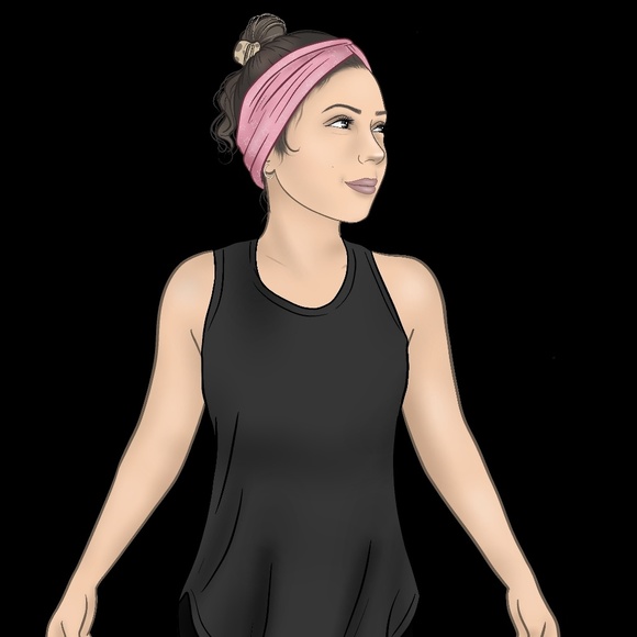 Profile Picture of Maria Waggoner (@m_wagg) on Poshmark